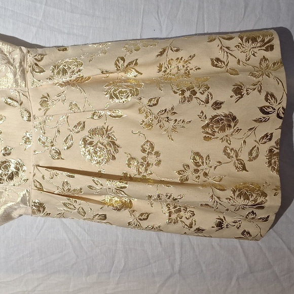 3/$20--Gold Metallic Mini Dress, Floral Rose, Ark & Co. Sz 8, NWOT - Picture 3 of 15
